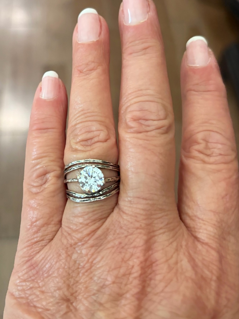 Silpada “that little sparkle ring”. Sterling Silver with a sparkling CZ. R6850
